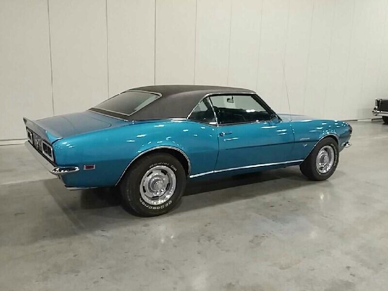 2nd Image of a 1968 CHEVROLET CAMARO RS