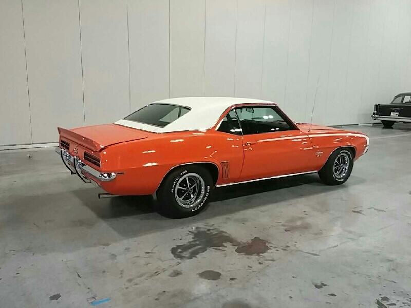 2nd Image of a 1969 CHEVROLET CAMARO LMI