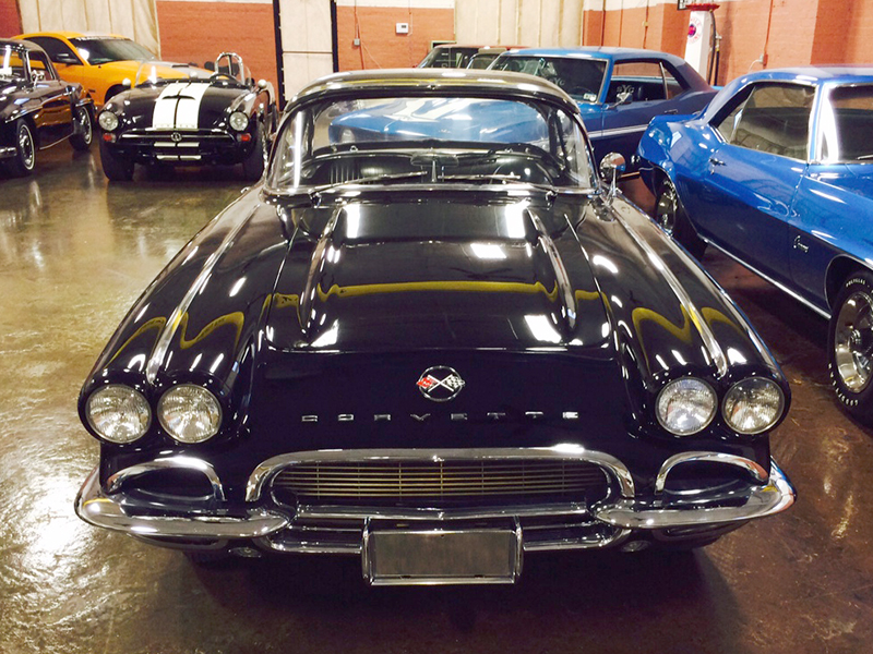 3rd Image of a 1962 CHEVROLET CORVETTE