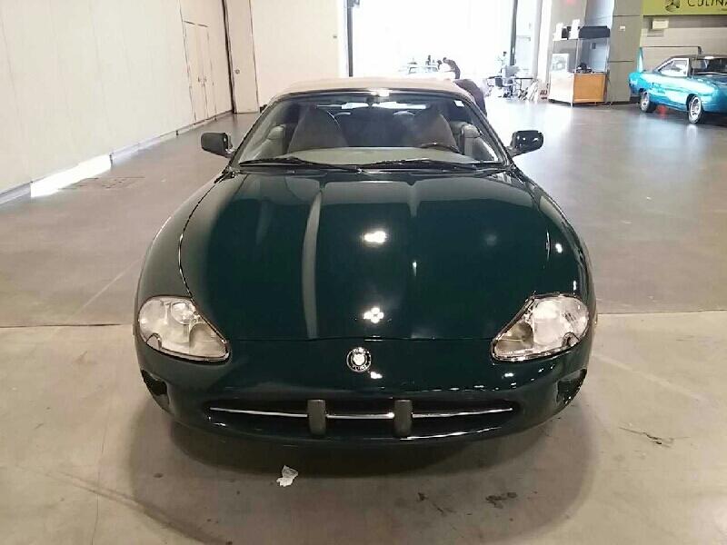 3rd Image of a 1998 JAGUAR XK8