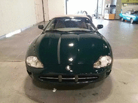 Image 4 of 5 of a 1998 JAGUAR XK8