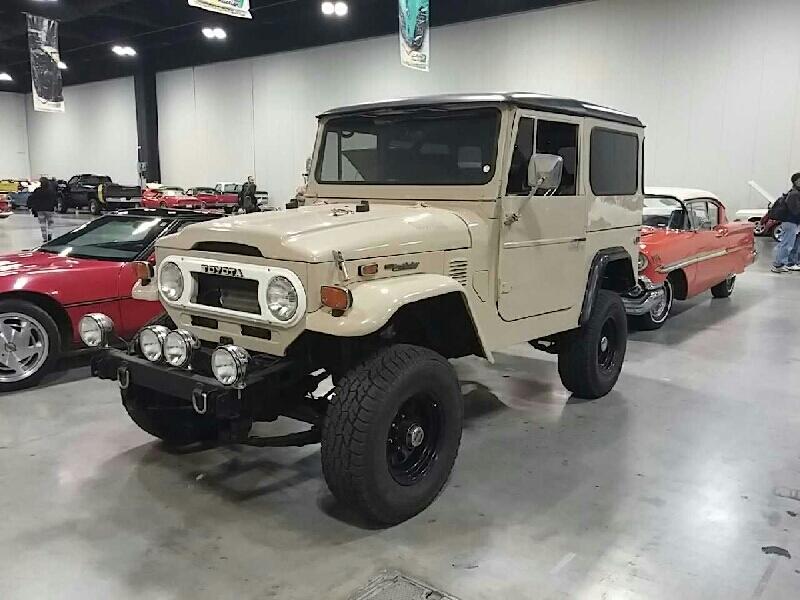 0th Image of a 1974 TOYOTA FJ40