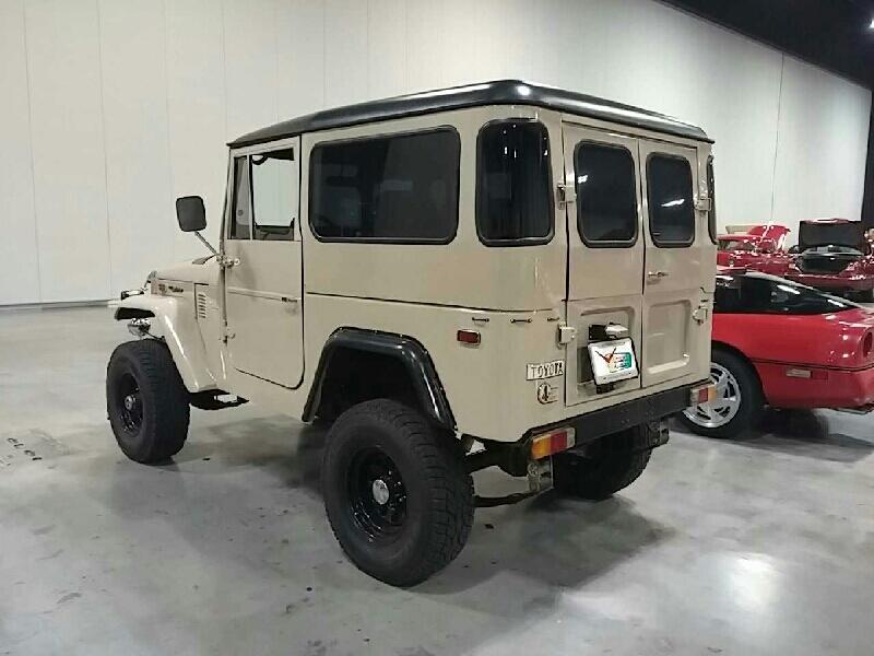 1st Image of a 1974 TOYOTA FJ40