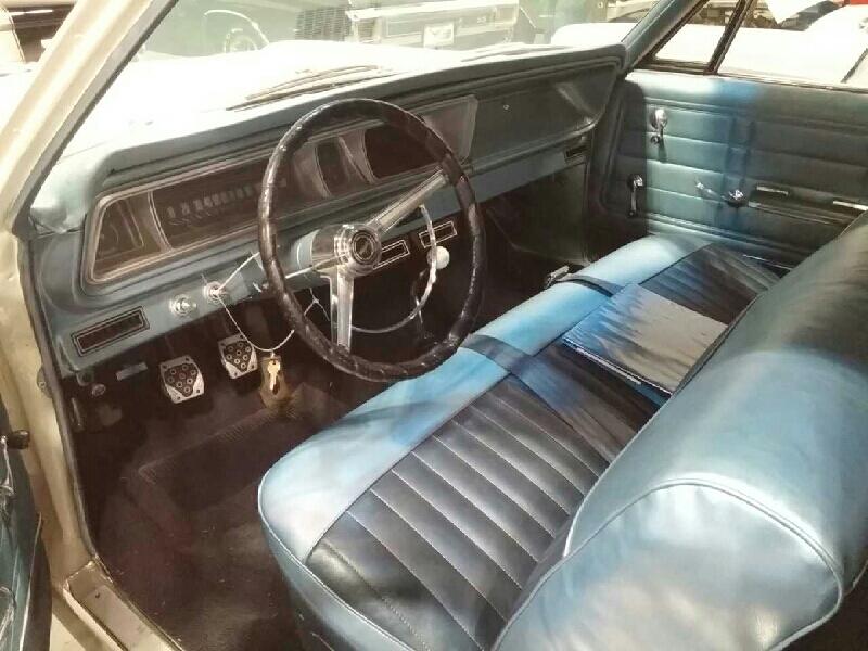 2nd Image of a 1966 CHEVROLET BISCAYNE