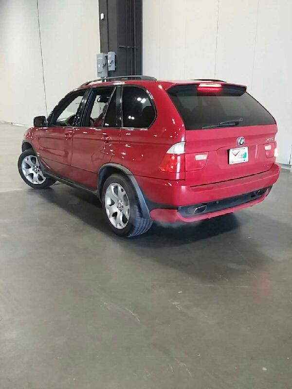 2nd Image of a 2002 BMW X5