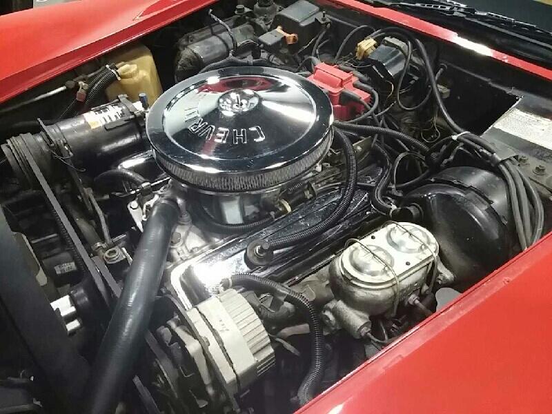 5th Image of a 1974 CHEVROLET CORVETTE