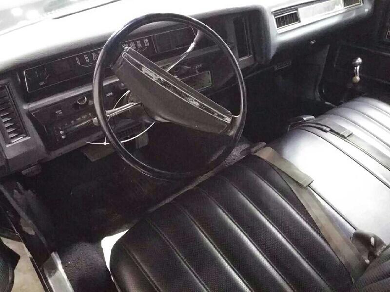 3rd Image of a 1972 CHEVROLET IMPALA