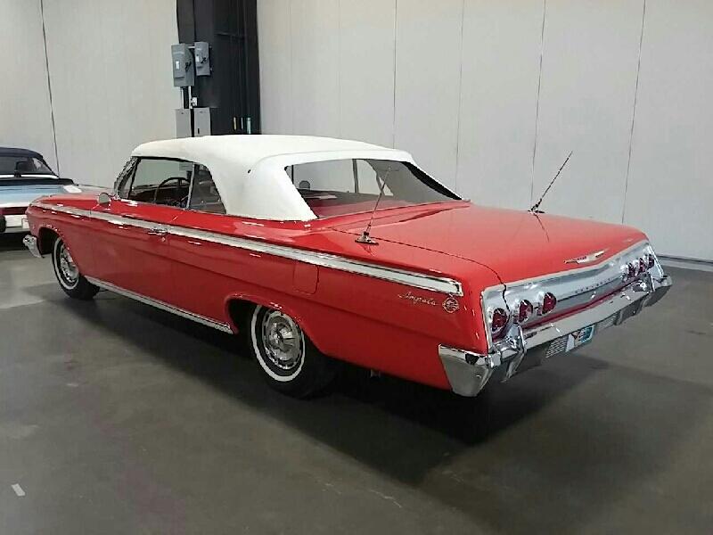 2nd Image of a 1962 CHEVROLET IMPALA SS