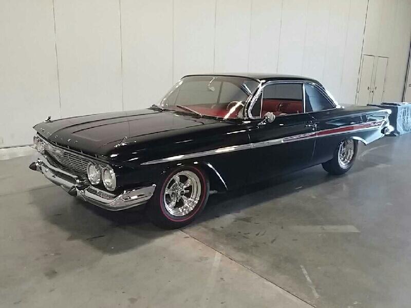 4th Image of a 1961 CHEVROLET IMPALA SS BUBBLE TOP