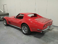 Image 2 of 6 of a 1971 CHEVROLET CORVETTE