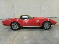 Image 2 of 7 of a 1973 CHEVROLET CORVETTE