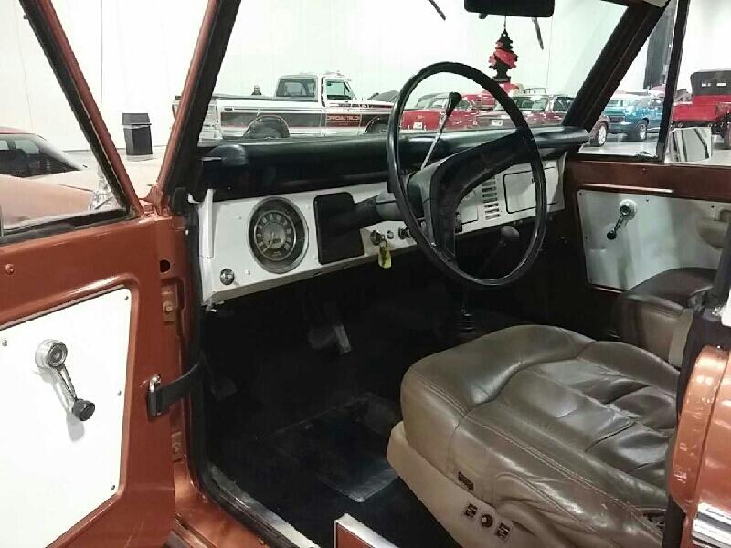 2nd Image of a 1975 FORD BRONCO