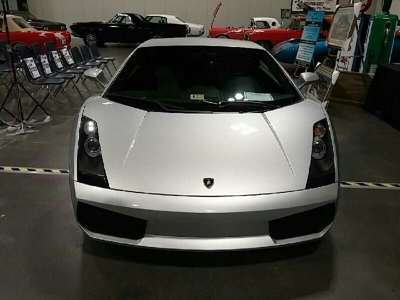 2nd Image of a 2004 LAMBORGHINI GALLARDO