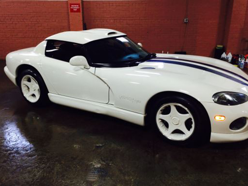 1st Image of a 1996 DODGE VIPER