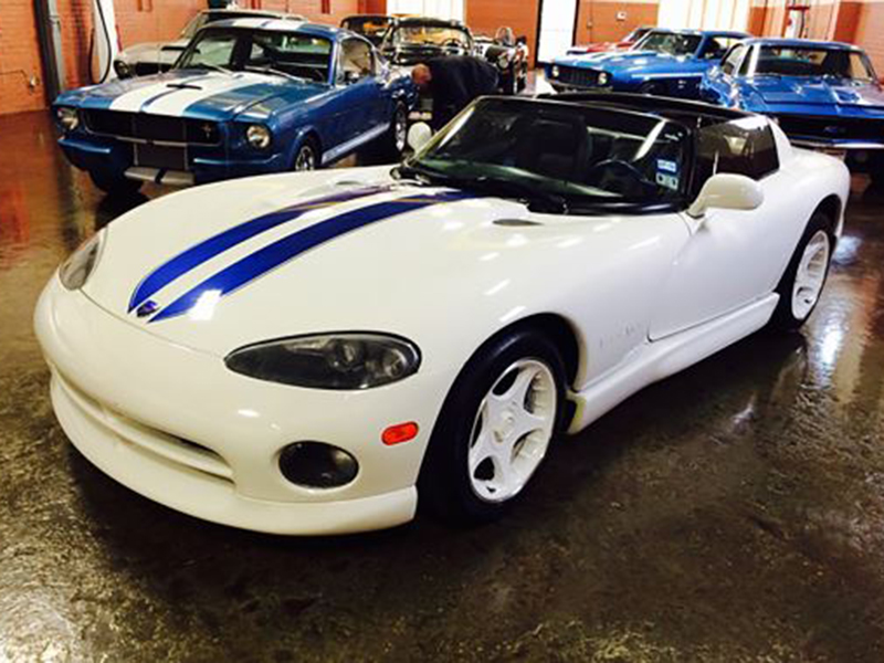 4th Image of a 1996 DODGE VIPER