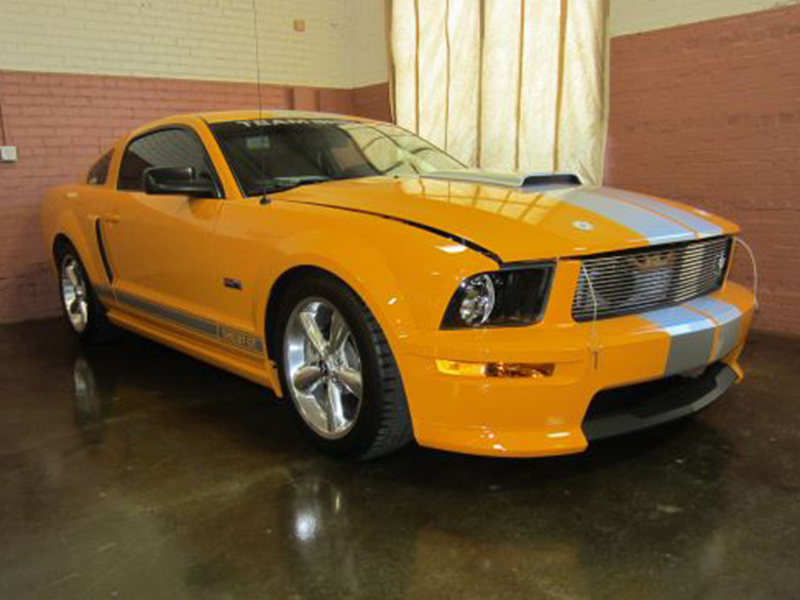 2nd Image of a 2008 FORD MUSTANG GT