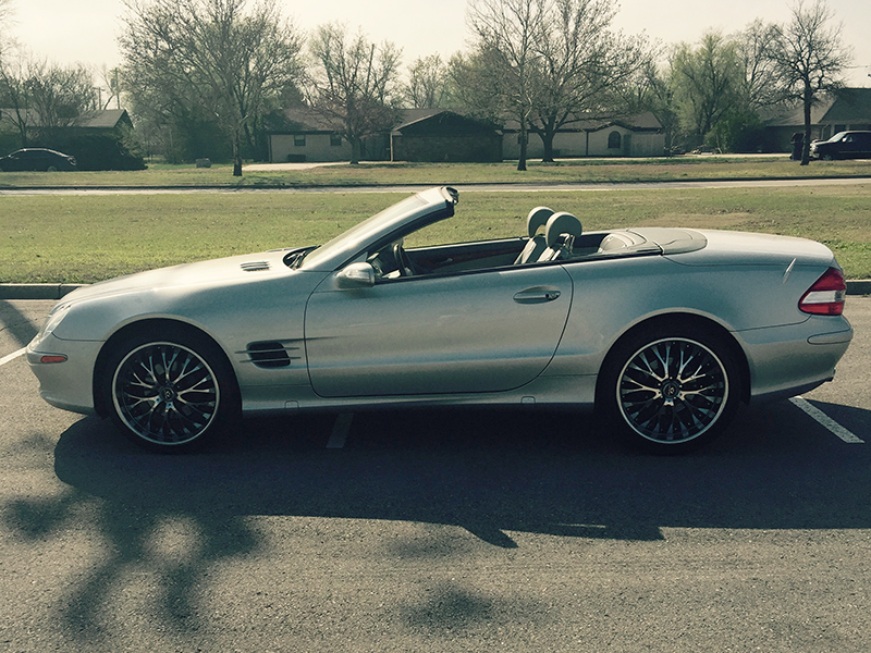 4th Image of a 2005 MERCEDES SL 500