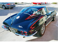 Image 5 of 16 of a 1963 CHEVROLET CORVETTE