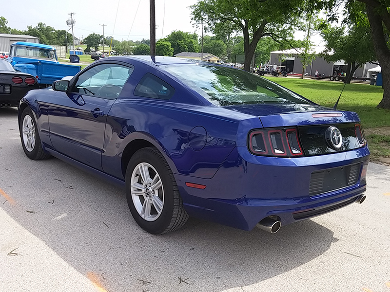 1st Image of a 2014 FORD MUSTANG