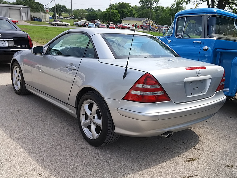 1st Image of a 2001 MERCEDES SLK 320