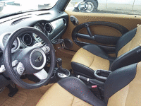 Image 4 of 5 of a 2005 MINI COOPER S