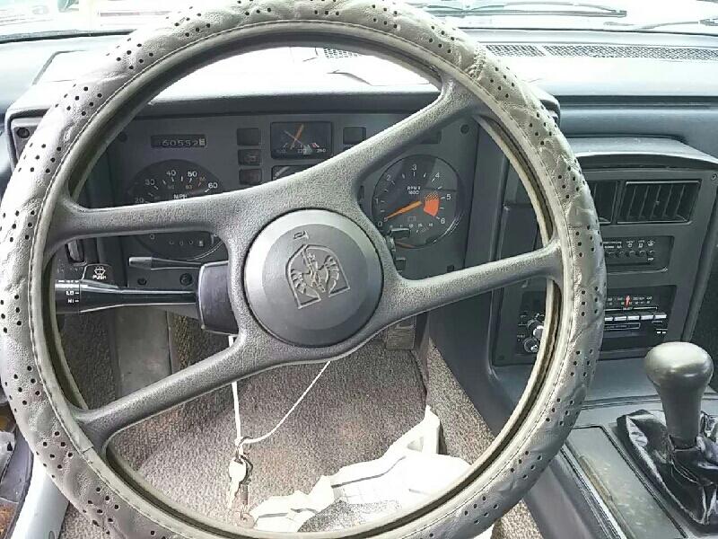 3rd Image of a 1984 PONTIAC FIERO