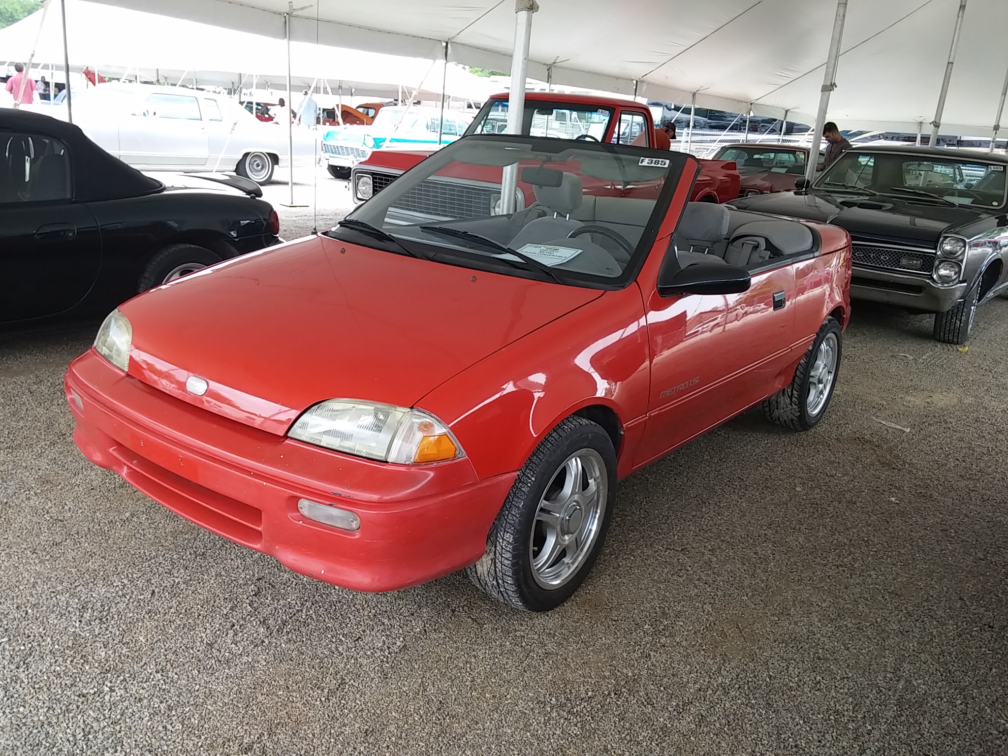 0th Image of a 1992 GEO METRO