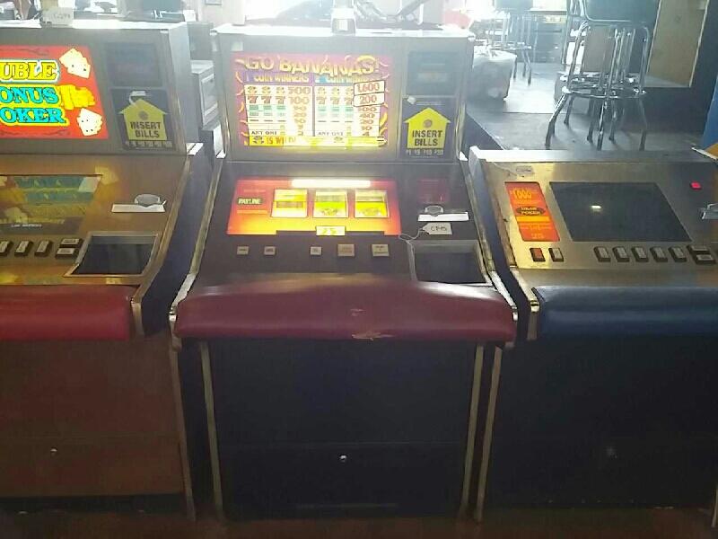 0th Image of a N/A GO BANANAS SLOT MACHINE