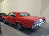 Image 2 of 8 of a 1969 PONTIAC GTO