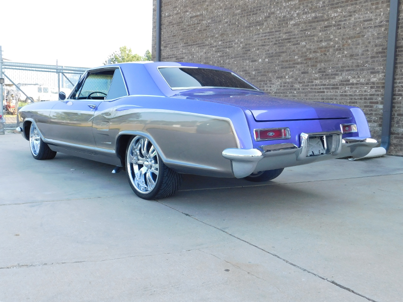 1st Image of a 1963 BUICK RIVIERA