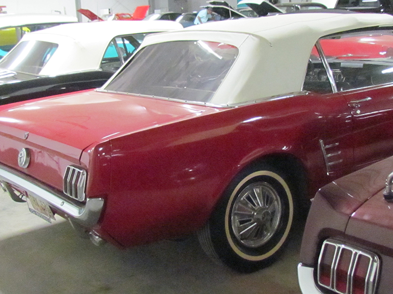 3rd Image of a 1965 FORD MUSTANG