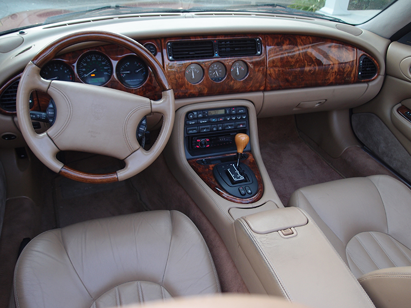 2nd Image of a 1997 JAGUAR XK8 XK