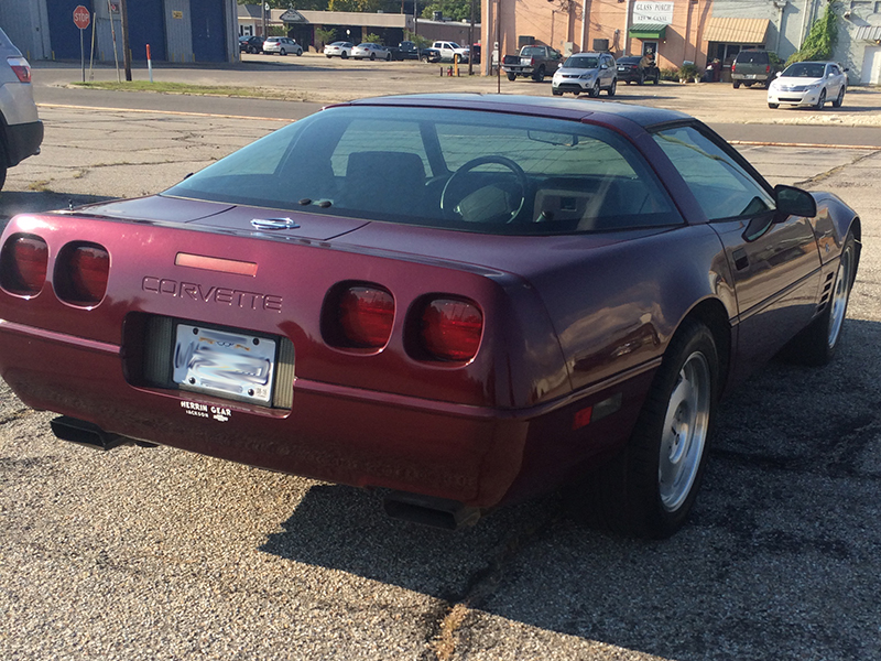 2nd Image of a 1993 CHEVROLET CORVETTE