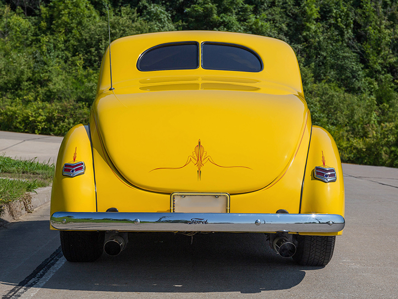 3rd Image of a 1940 FORD STREET ROD