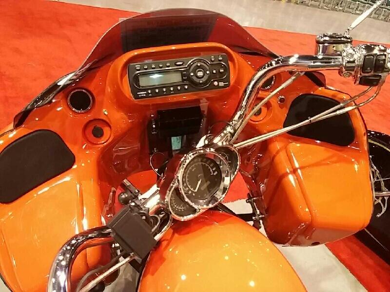 4th Image of a 2004 HARLEY-DAVIDSON V-ROD