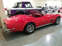 Image 2 of 7 of a 1971 CHEVROLET CORVETTE