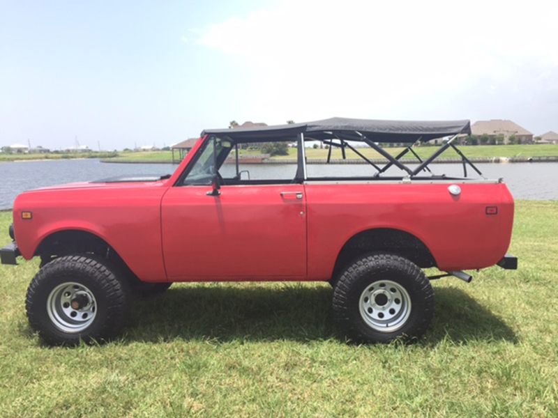 3rd Image of a 1971 INTERNATIONAL INTERNATIONAL SCOUT II