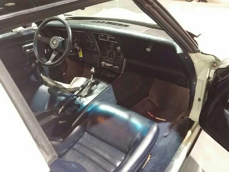 4th Image of a 1981 CHEVROLET CORVETTE