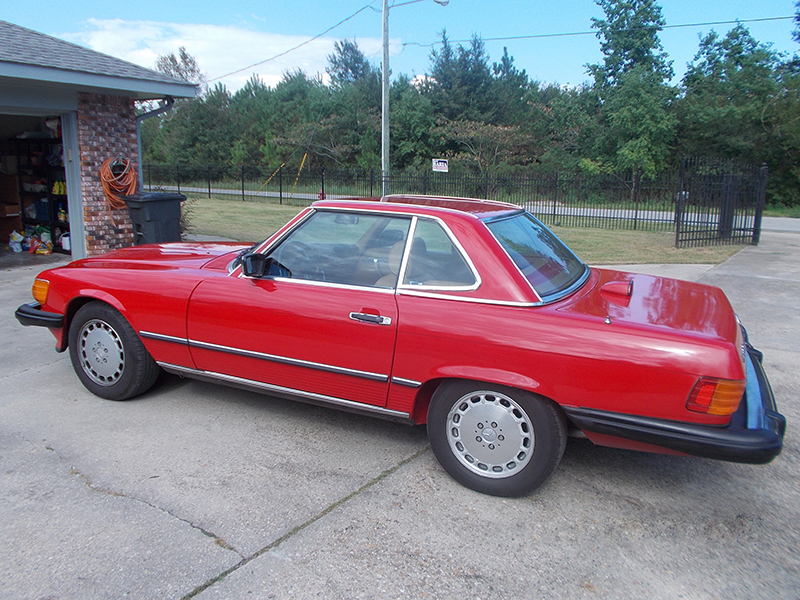 1st Image of a 1986 MERCEDES-BENZ 560 SL