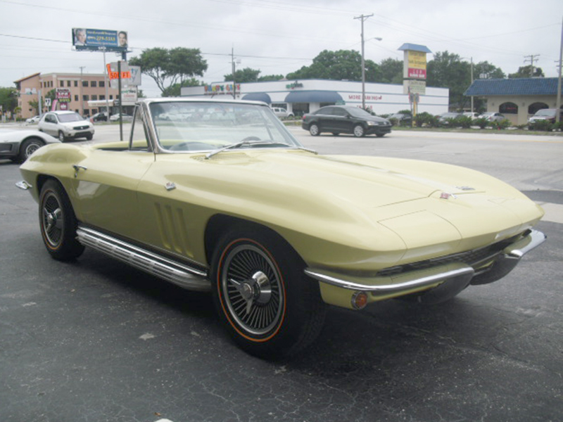 2nd Image of a 1966 CHEVROLET CORVETTE