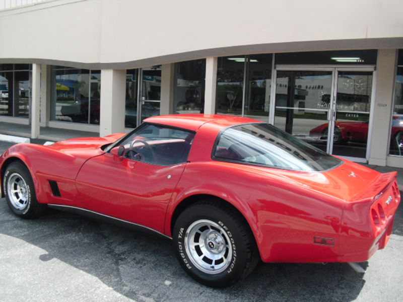 2nd Image of a 1980 CHEVROLET CORVETTE