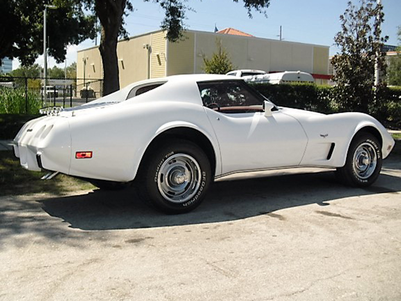 2nd Image of a 1977 CHEVROLET CORVETTE