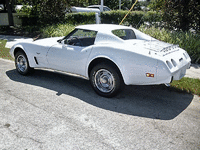 Image 2 of 6 of a 1977 CHEVROLET CORVETTE