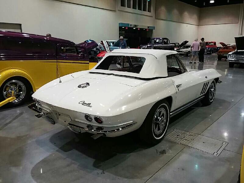 2nd Image of a 1965 CHEVROLET CORVETTE