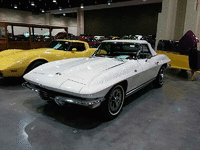 Image 2 of 8 of a 1965 CHEVROLET CORVETTE