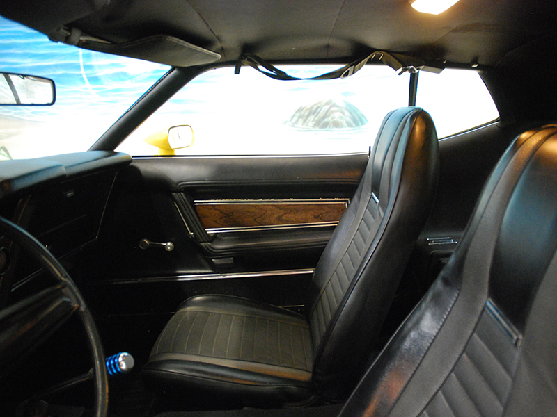 2nd Image of a 1973 FORD MUSTANG