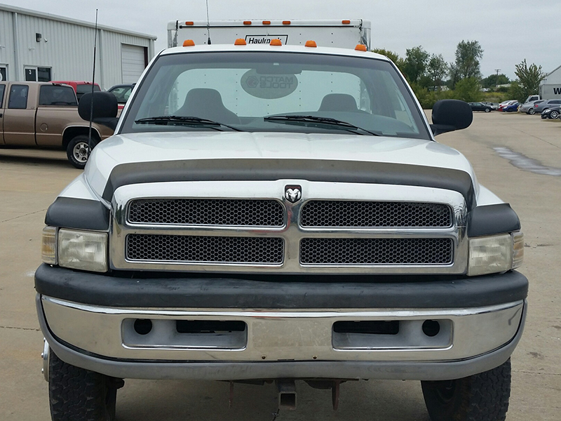 2nd Image of a 1998 DODGE RAM PICKUP 3500