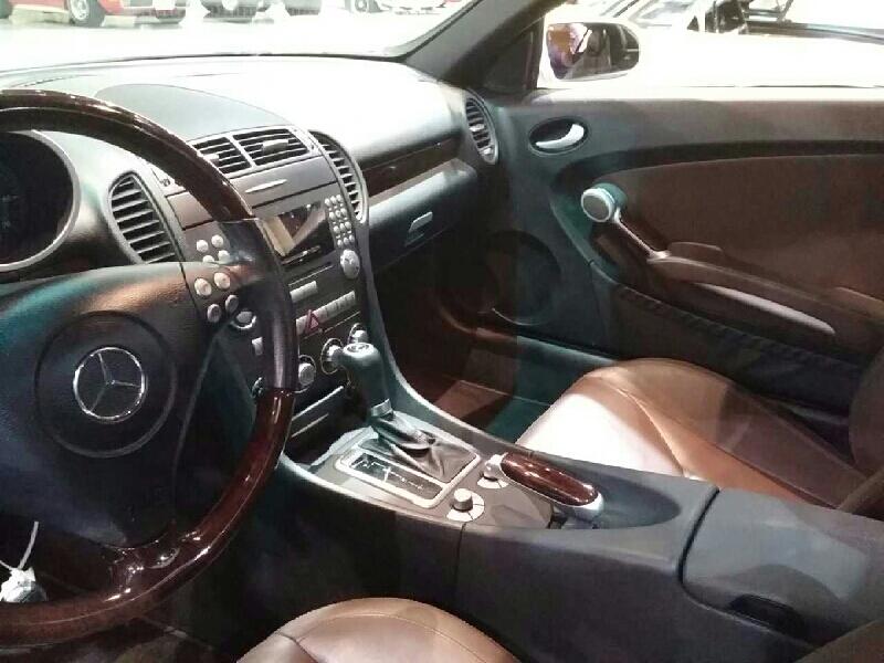 4th Image of a 2008 MERCEDES 280