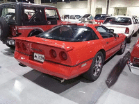 Image 3 of 7 of a 1986 CHEVROLET CORVETTE