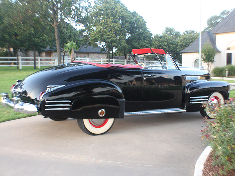 5th Image of a 1941 CADILLAC SERIES 62 CONVERTIBLE